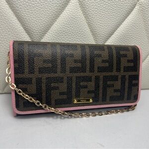 Auth Fendi Wallet on Chain